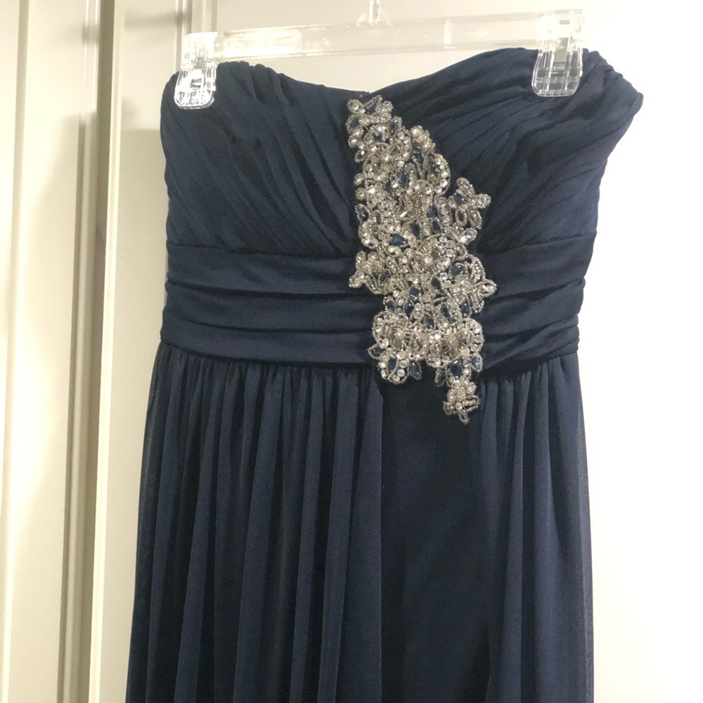 Sophisticated navy cocktail dress
